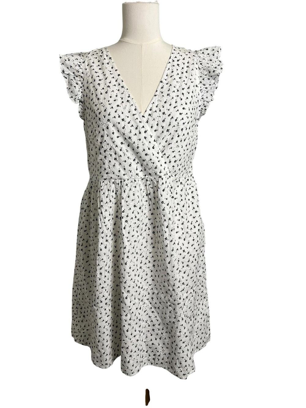 LOFT NWT White Black Floral Eyelet Flutter Sleeve V Neck Dress Size 2
